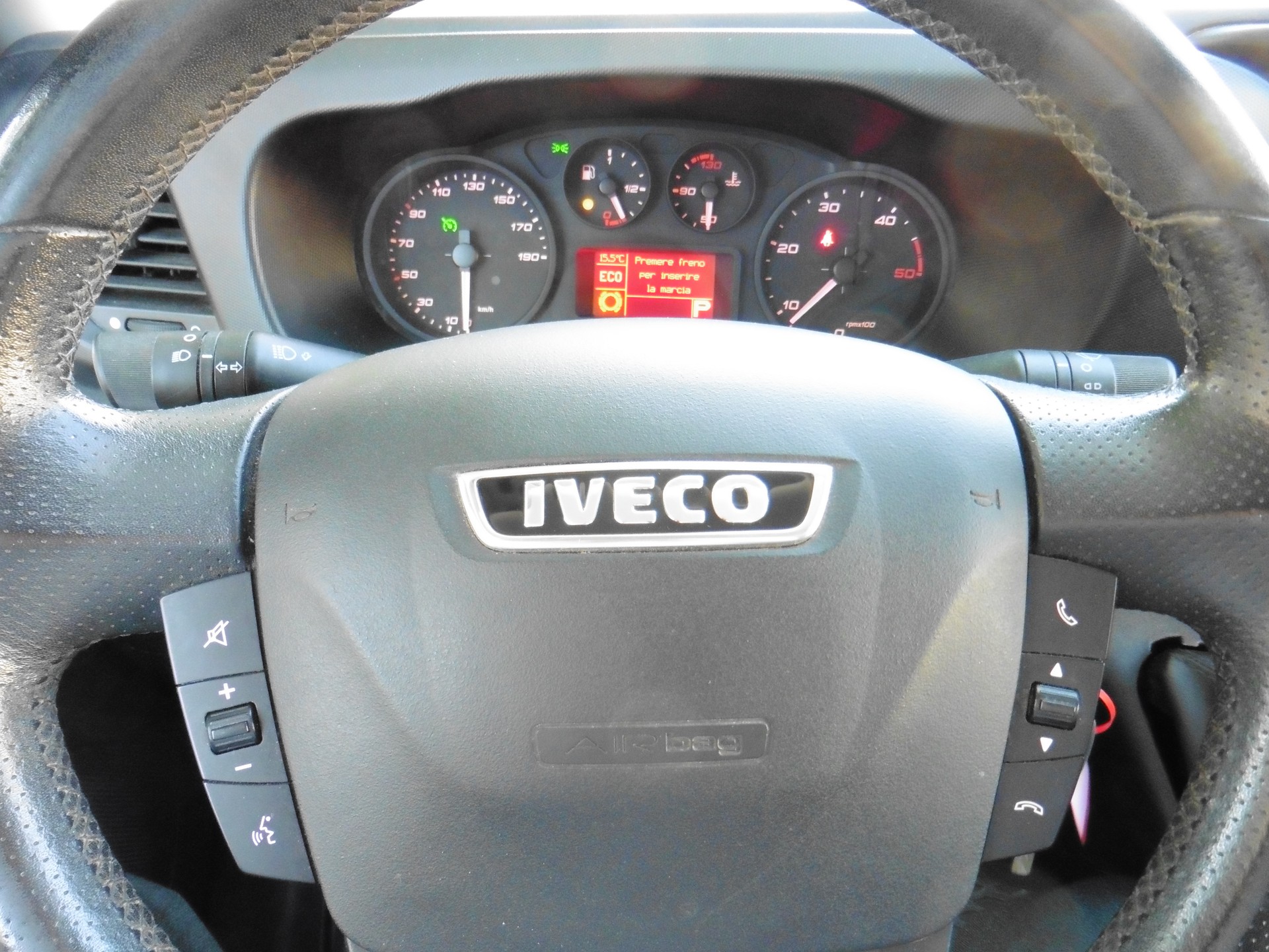 IVECO 33S12V-image-8