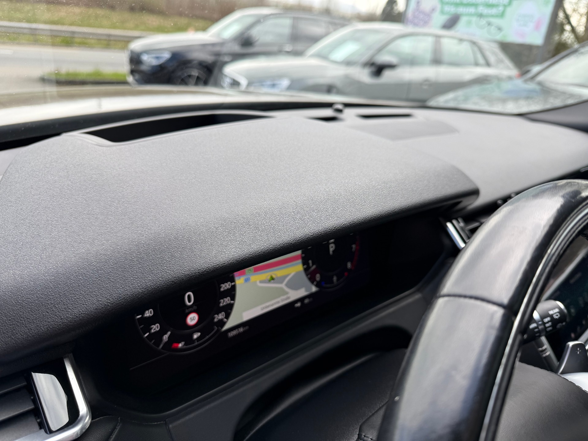 LAND ROVER Range Rover Velar R-Dynamic P 300 SE Automatic-image-8
