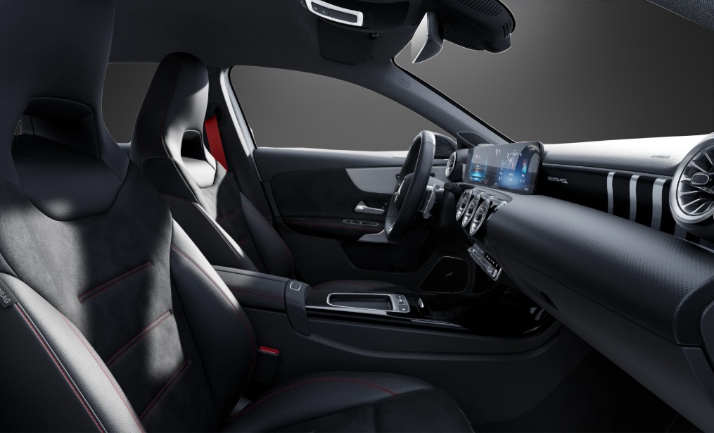 MERCEDES-BENZ A AMG 35 4Matic 8G-DCT-image-7