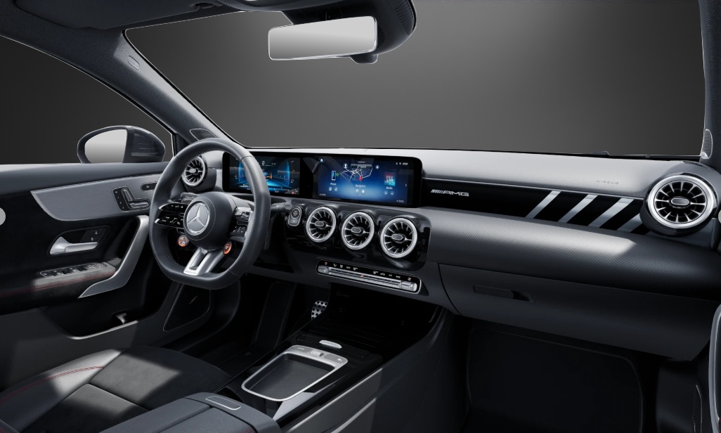 MERCEDES-BENZ A AMG 35 4Matic 8G-DCT-image-6
