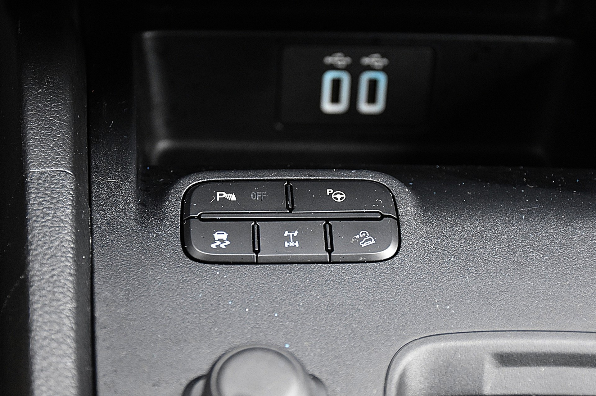 FORD Ranger Limited 2.0 Eco Blue 4x4 Automat Pick-Up Doppelkabine-image-12