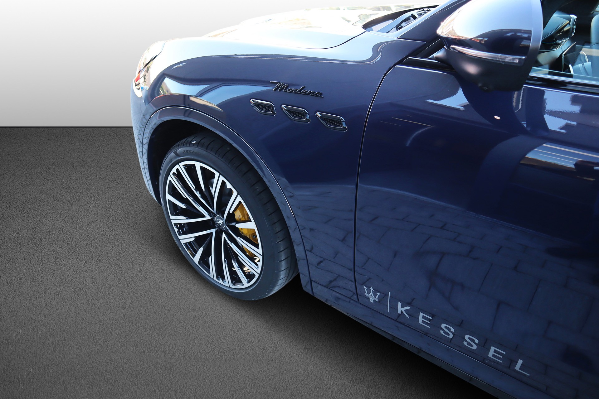 MASERATI Grecale 2.0 MHEV Modena Hybrid Automatica-image-8