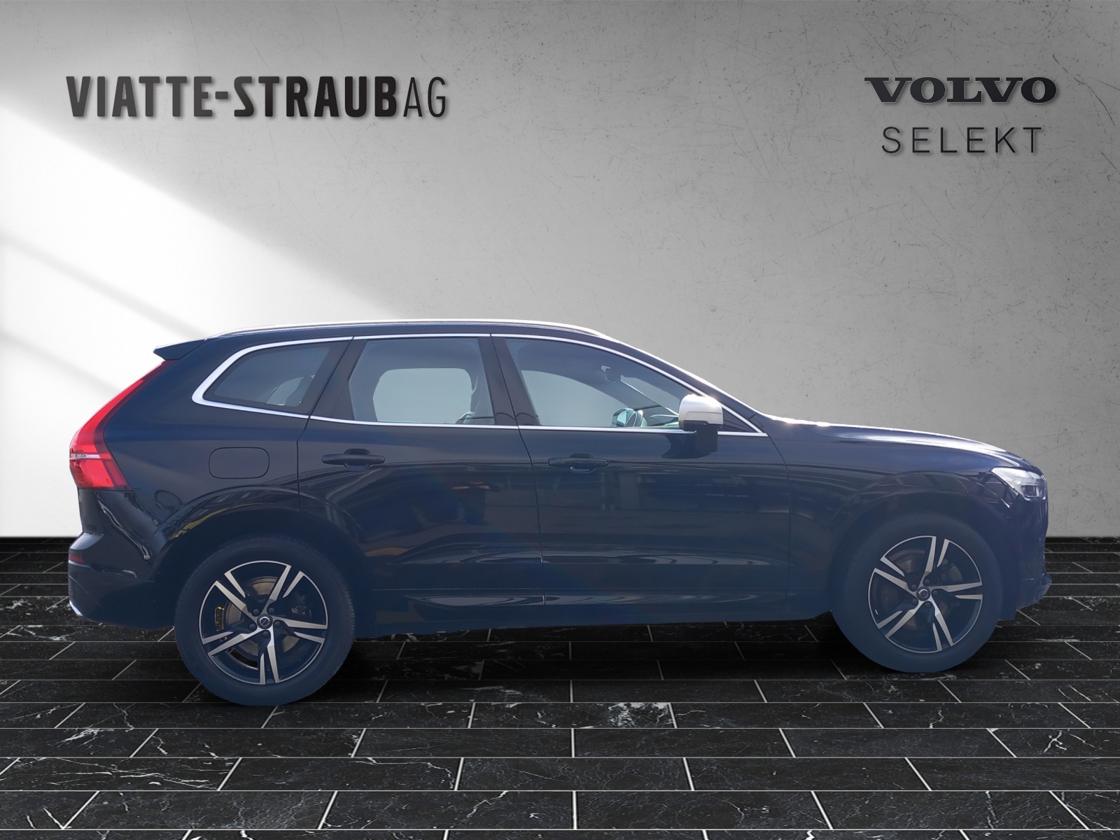 VOLVO XC60 2.0 T5 R-Design-image-5