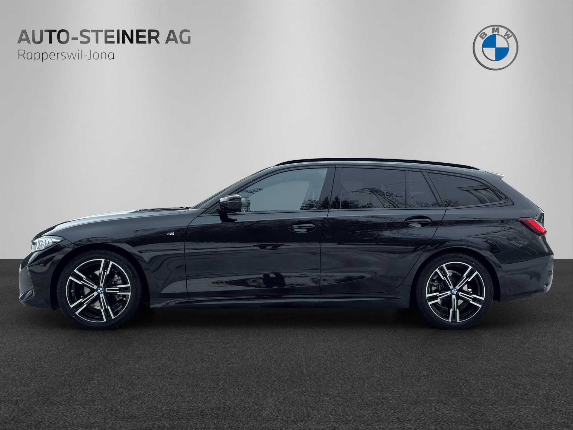 BMW 320d xDrive 48V Touring Steptronic M Sport-image-1
