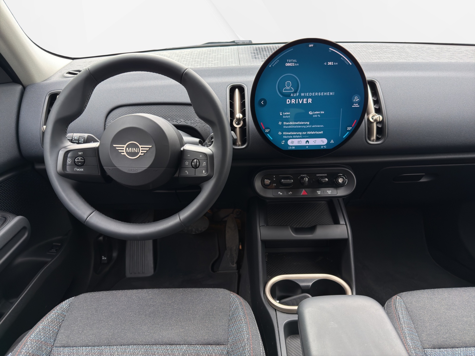 MINI Countryman E-image-13