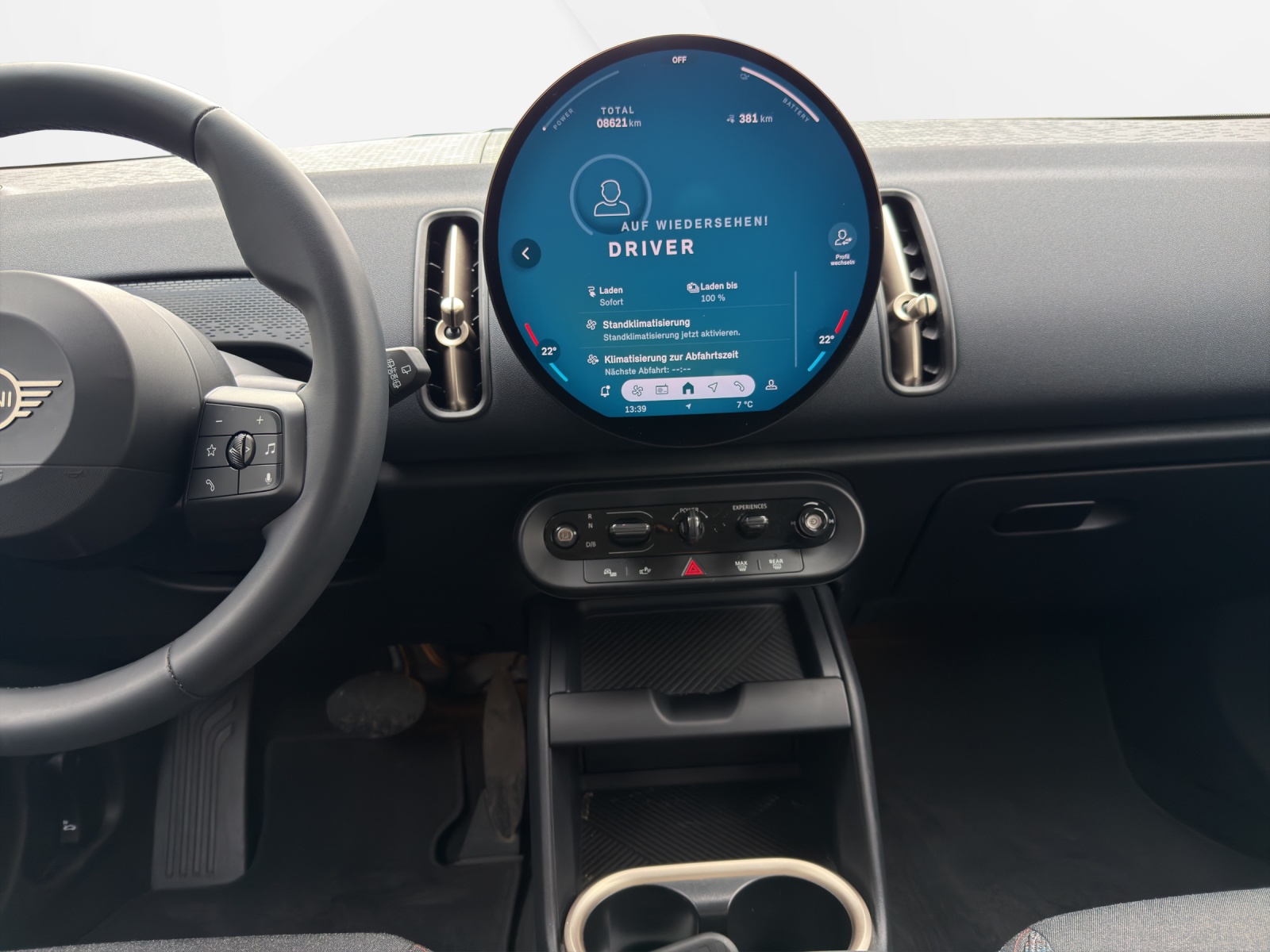 MINI Countryman E-image-17