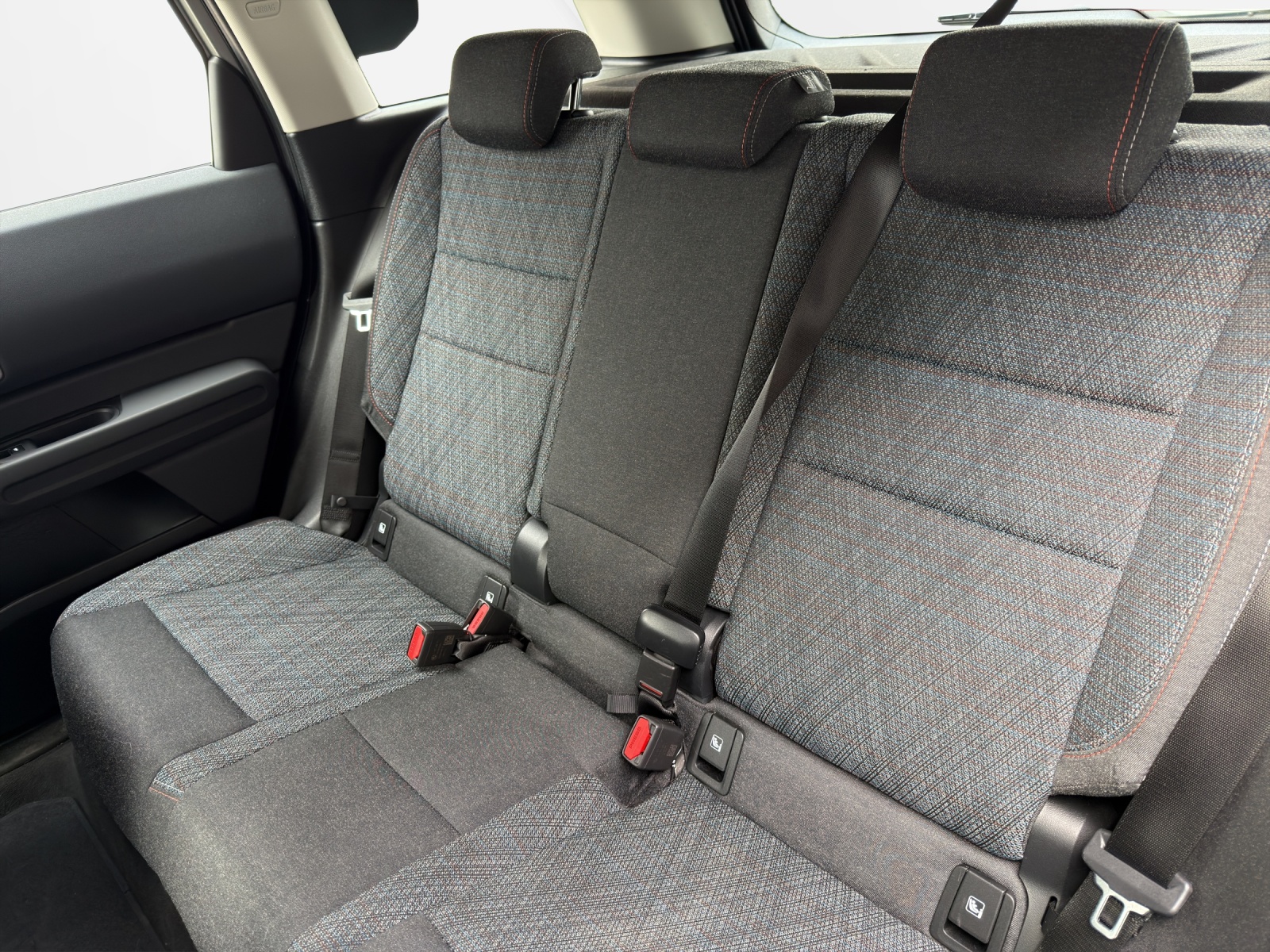 MINI Countryman E-image-19