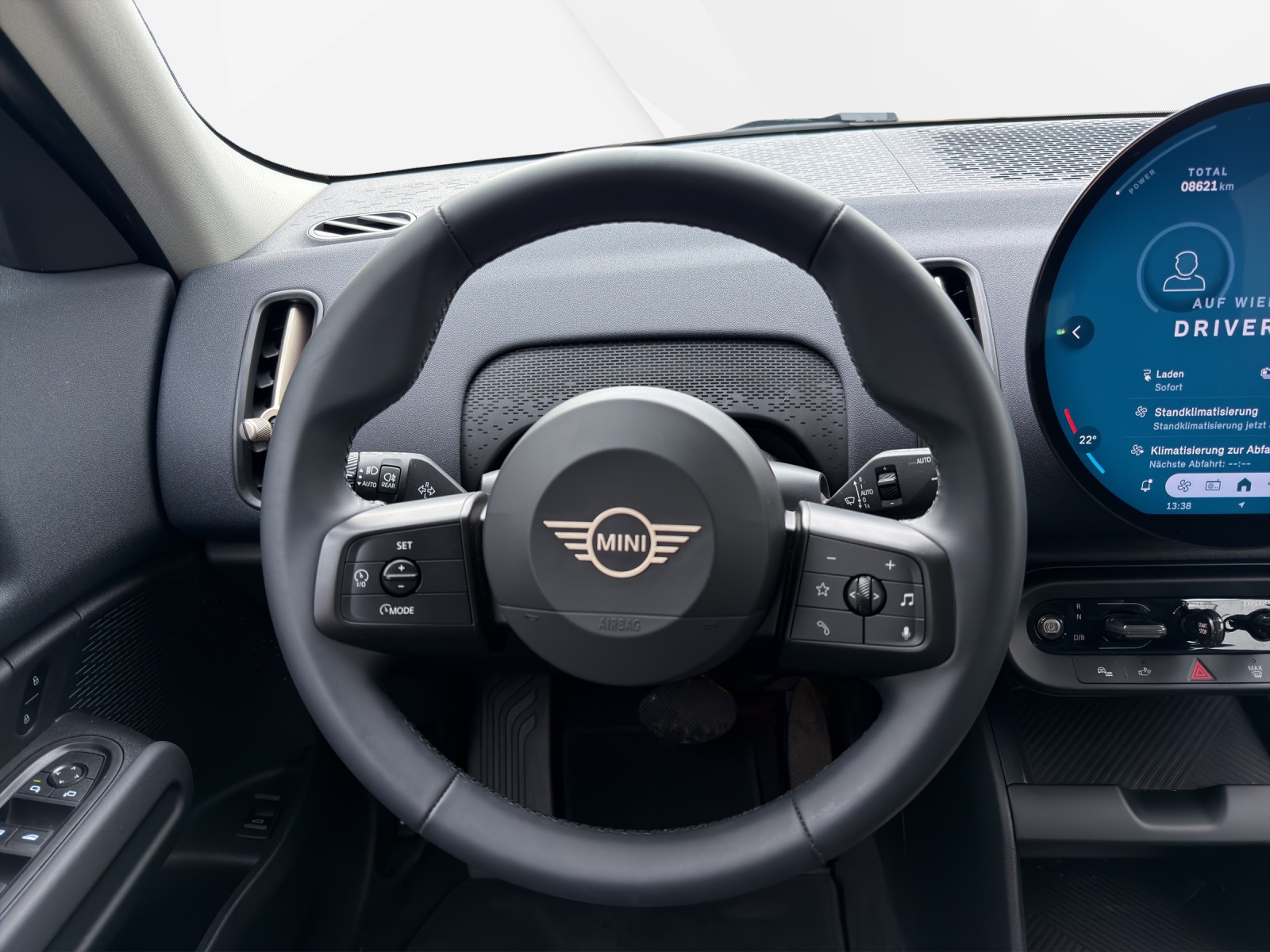 MINI Countryman E-image-14