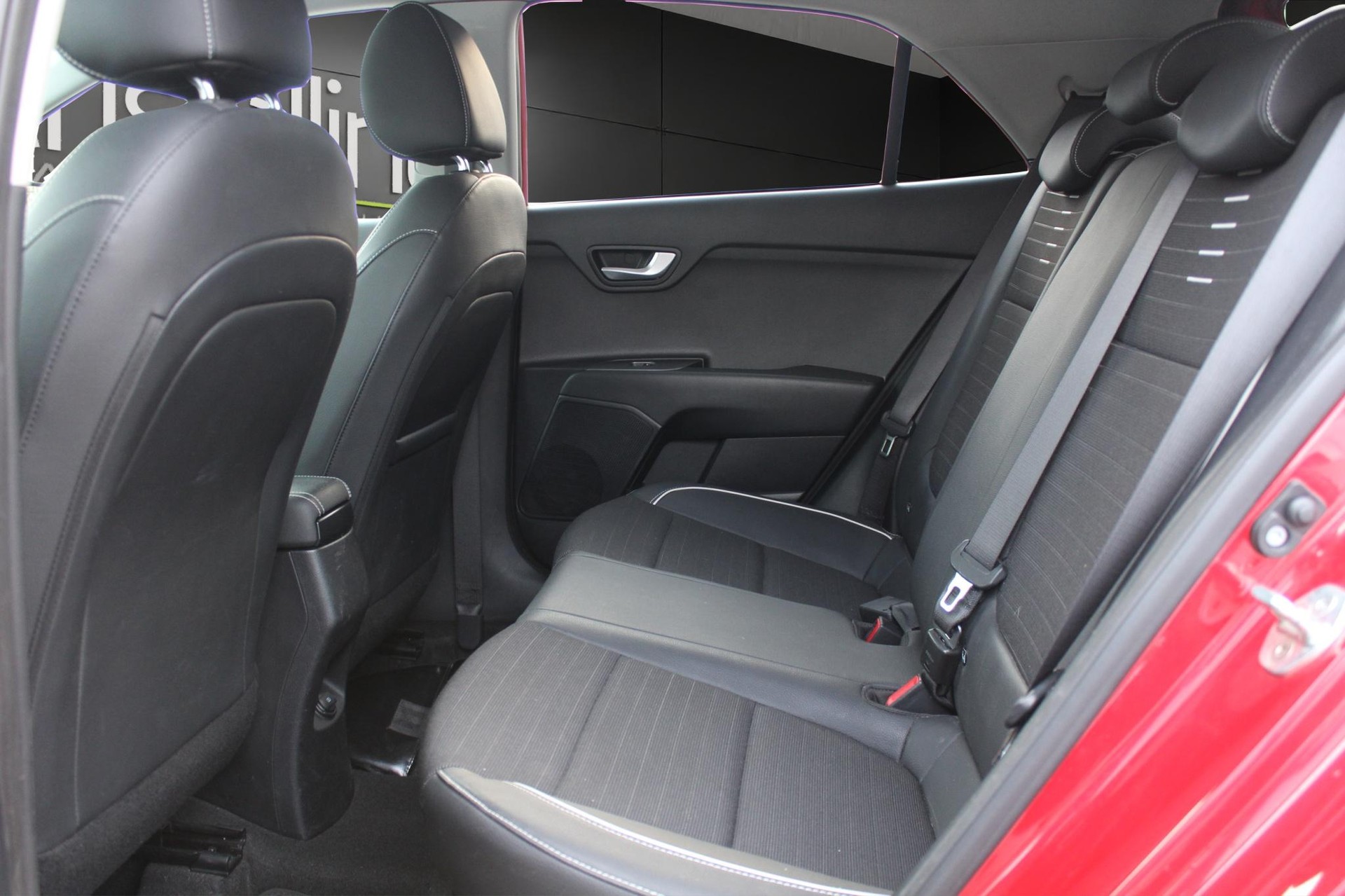 KIA Rio 1.0 T-GDi GT-Line-image-10