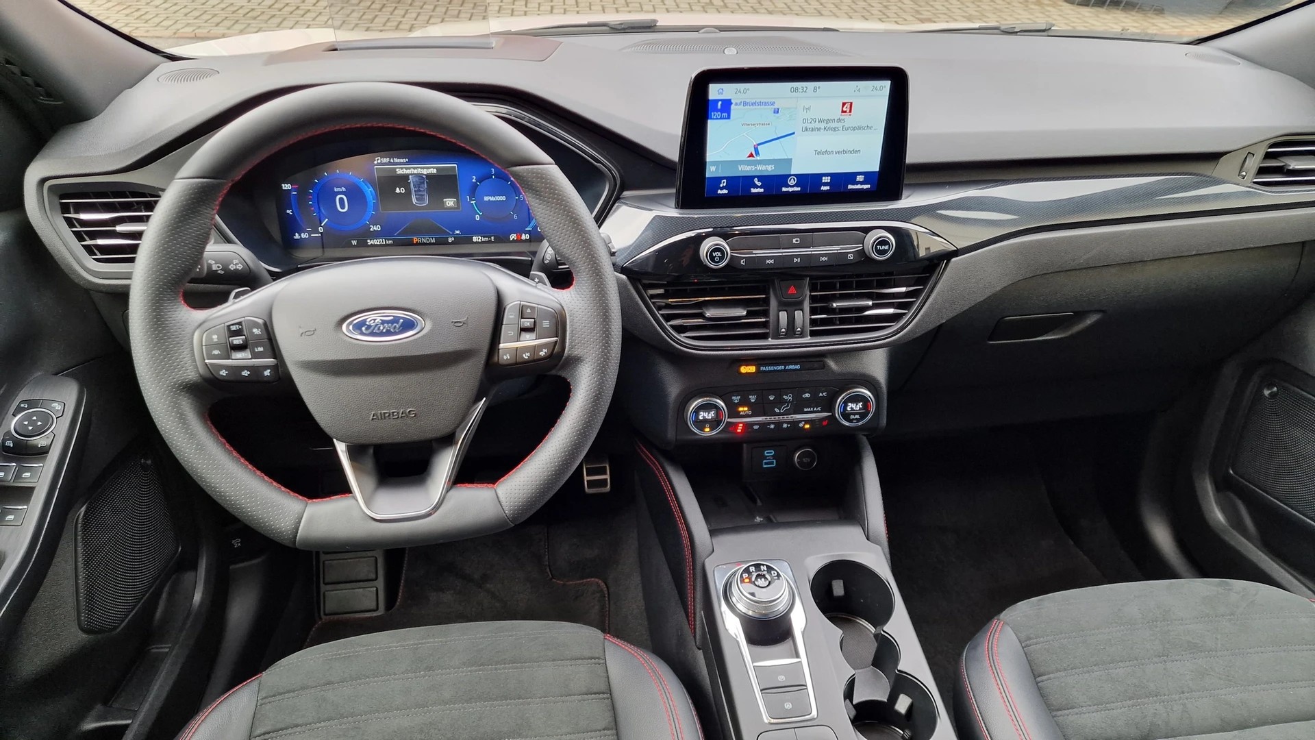 FORD Kuga 2.0 TDCi EcoBlue ST-Line X 4WD-image-8