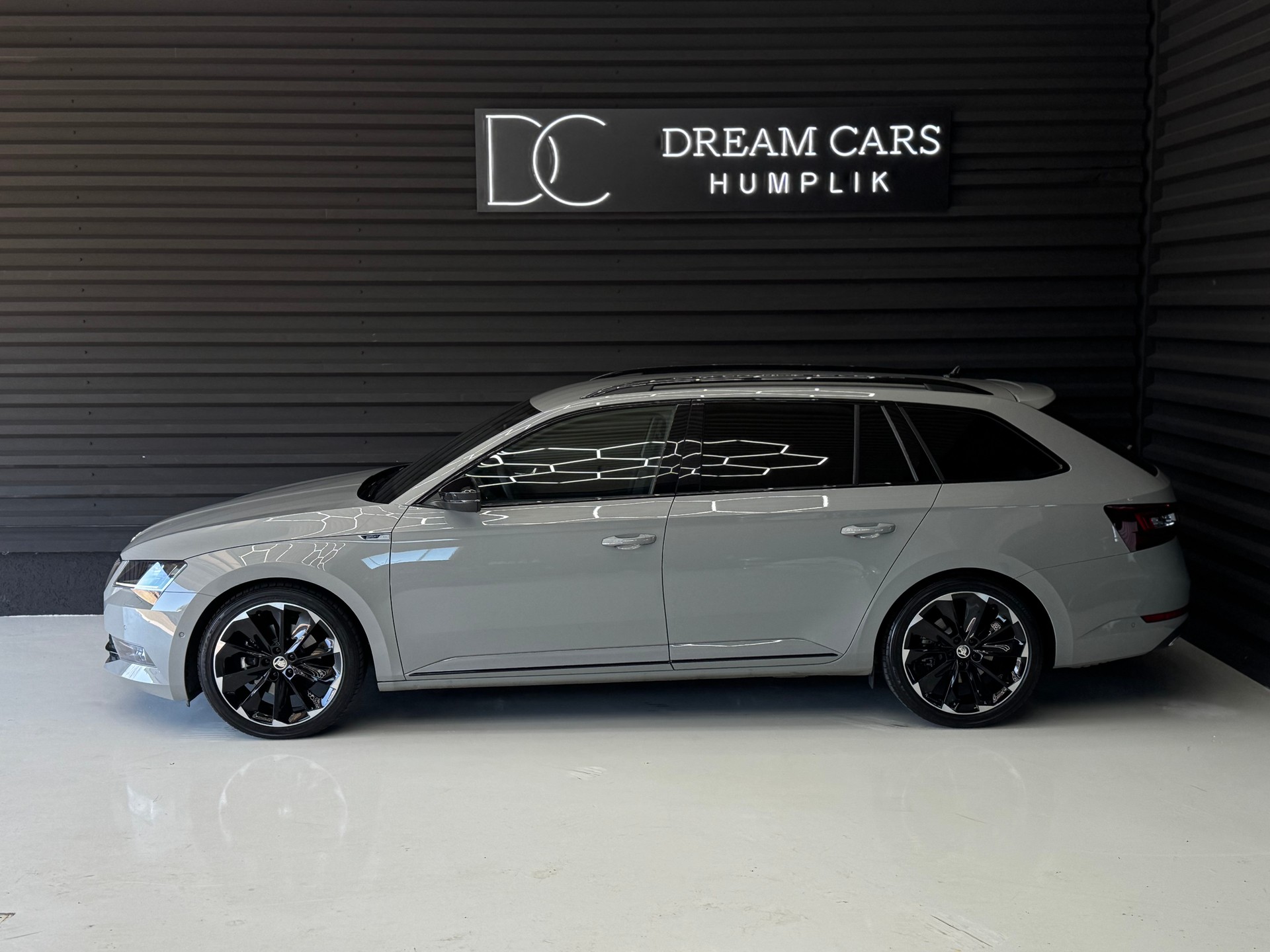 SKODA Superb Combi 2.0 TDi SportLine+ (ABT) 4x4 DSG-image-3