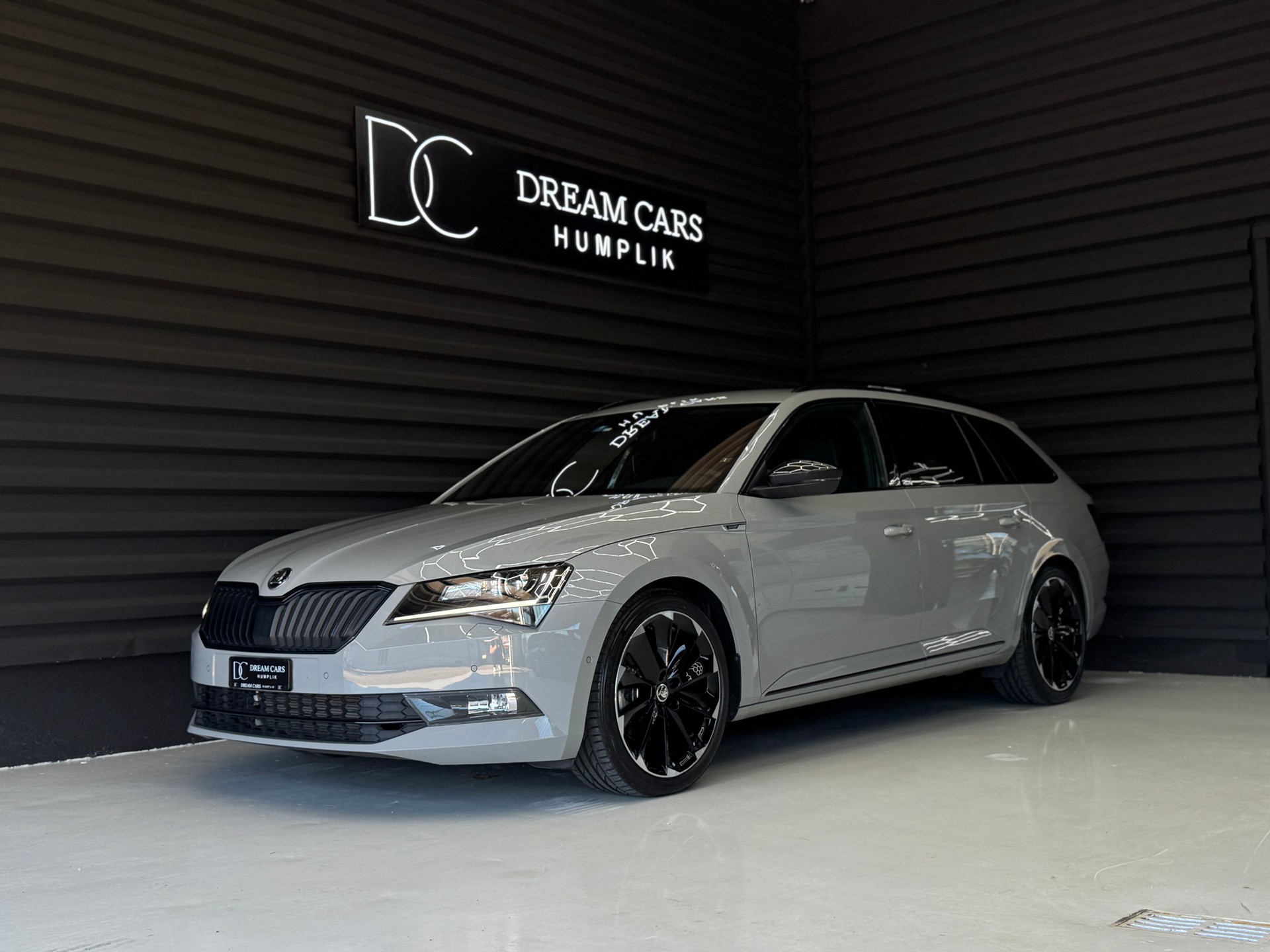 SKODA Superb Combi 2.0 TDi SportLine+ (ABT) 4x4 DSG-image-1