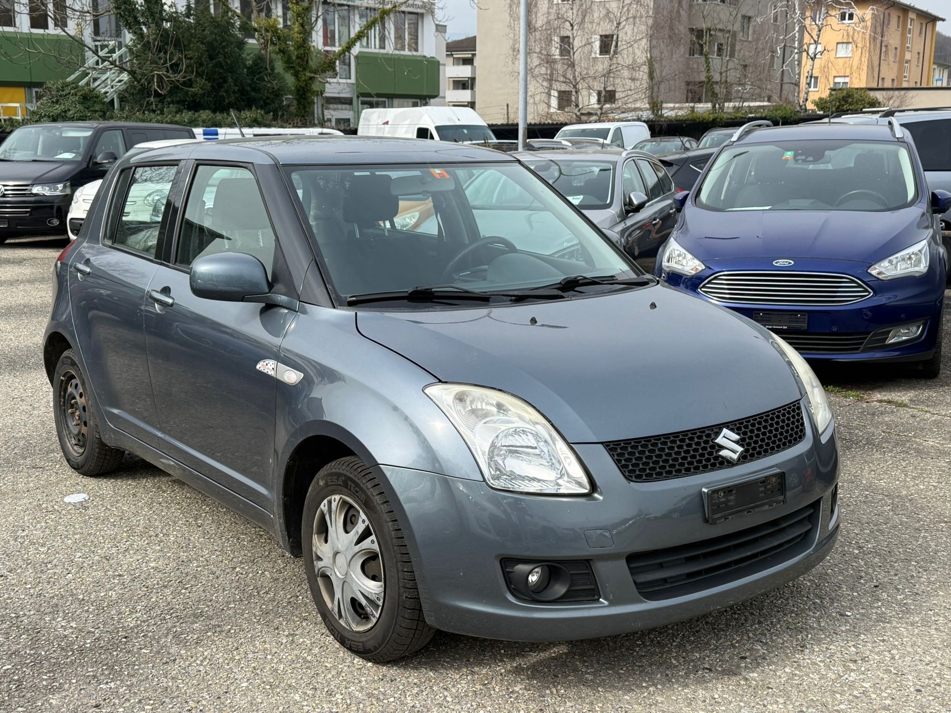 SUZUKI Swift 1.3i 16V GL Top 4x4-image-2