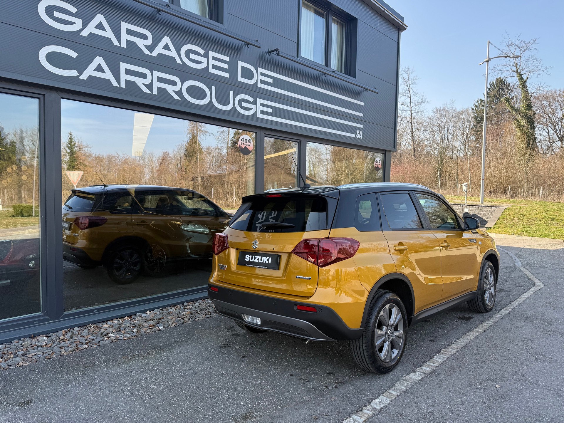 SUZUKI Vitara 1.4 Boosterjet Sakura 4x4 Hybrid Automatic-image-5
