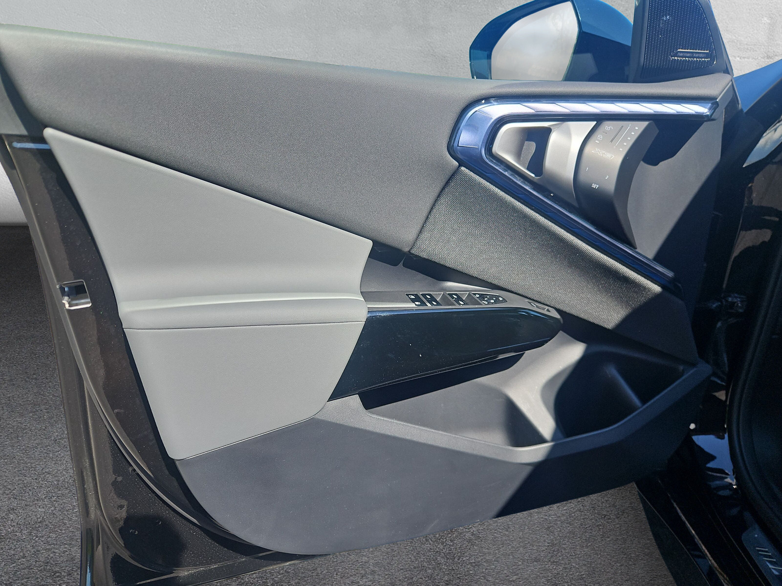 BMW X3 xDrive 30e M Sport-image-16