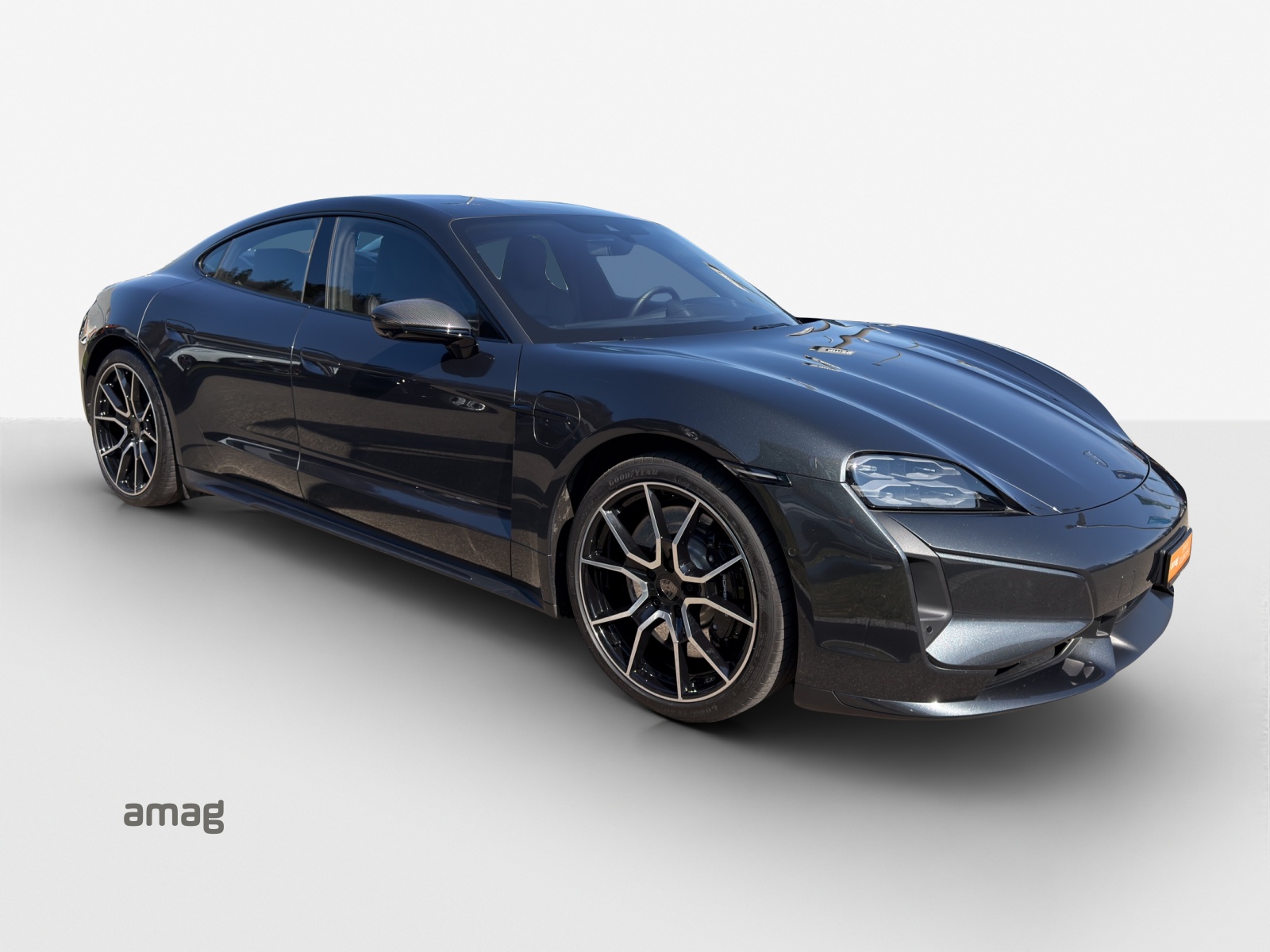 PORSCHE Taycan Turbo 104kWh-image-6