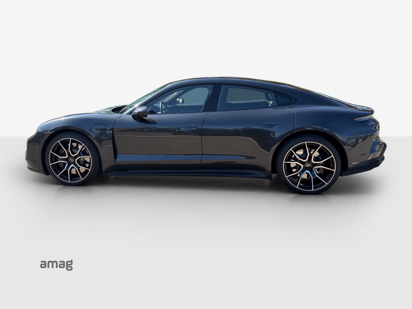 PORSCHE Taycan Turbo 104kWh-image-1