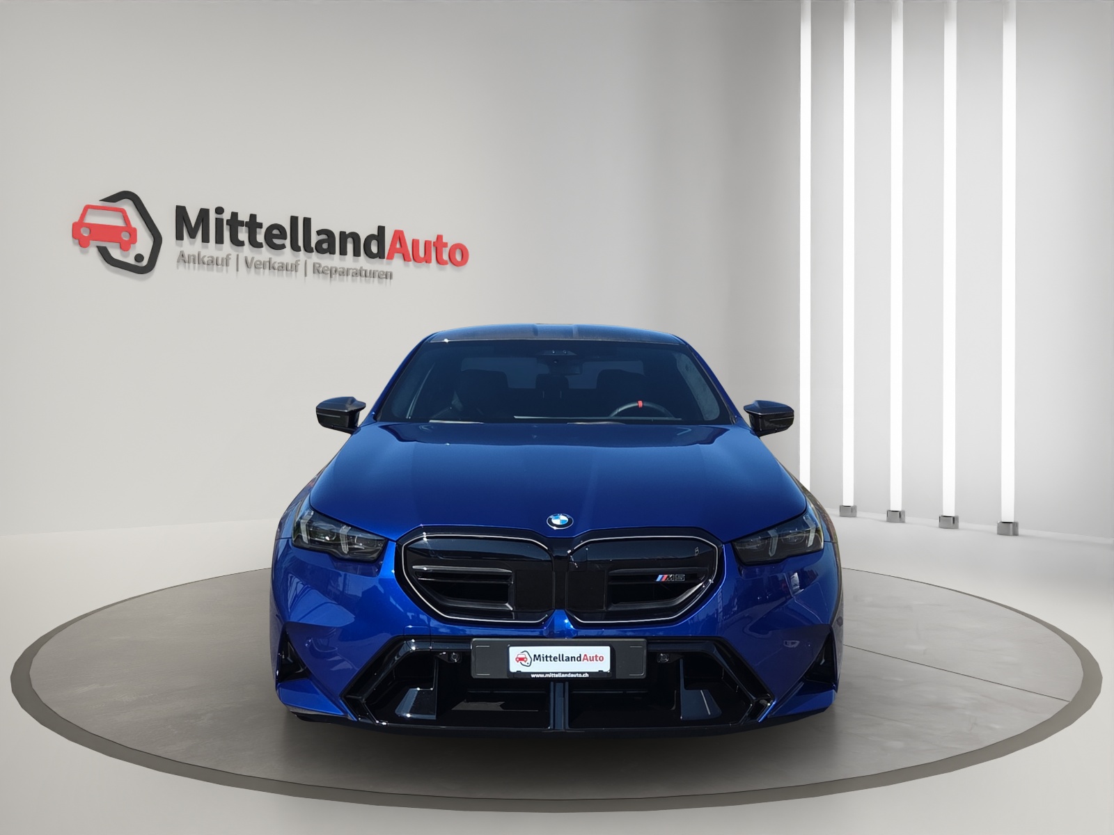 BMW M5 xDrive-image-1
