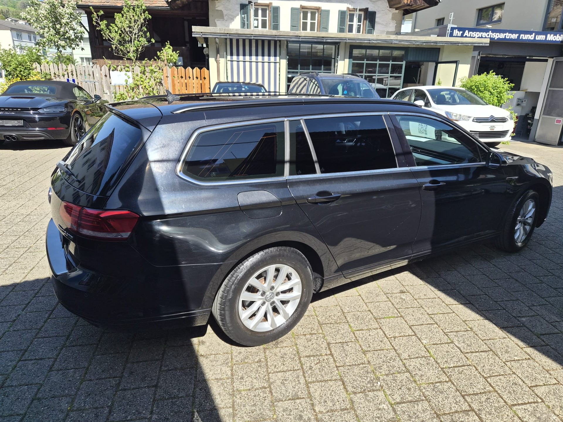 VW Passat Variant 2.0 TDI SCR BMT Comfortline 4Motion-image-5