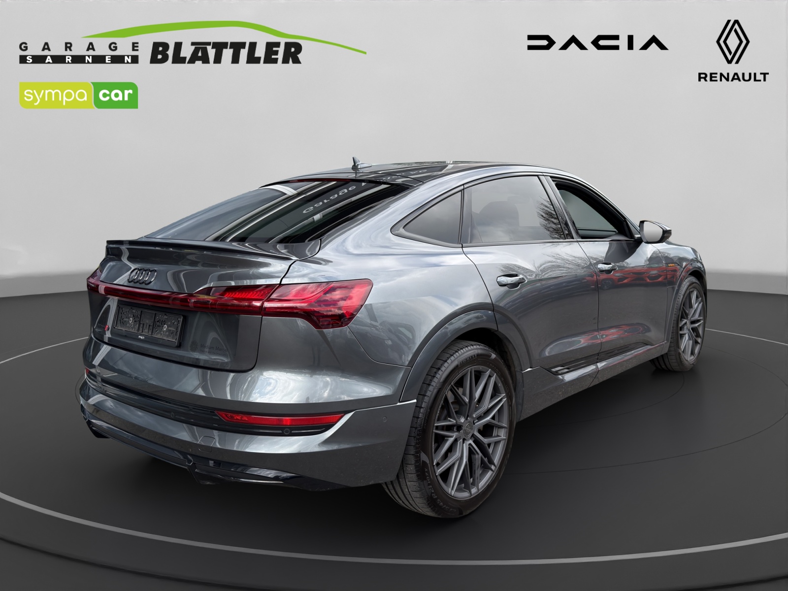 AUDI e-tron Sportback 55 S Line quattro-image-3