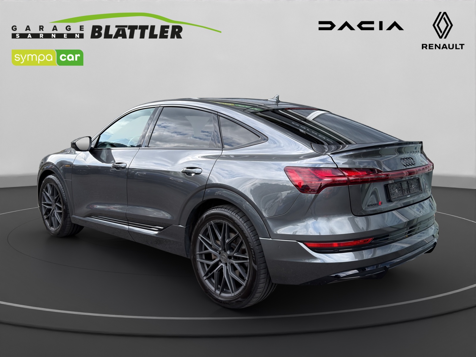 AUDI e-tron Sportback 55 S Line quattro-image-5