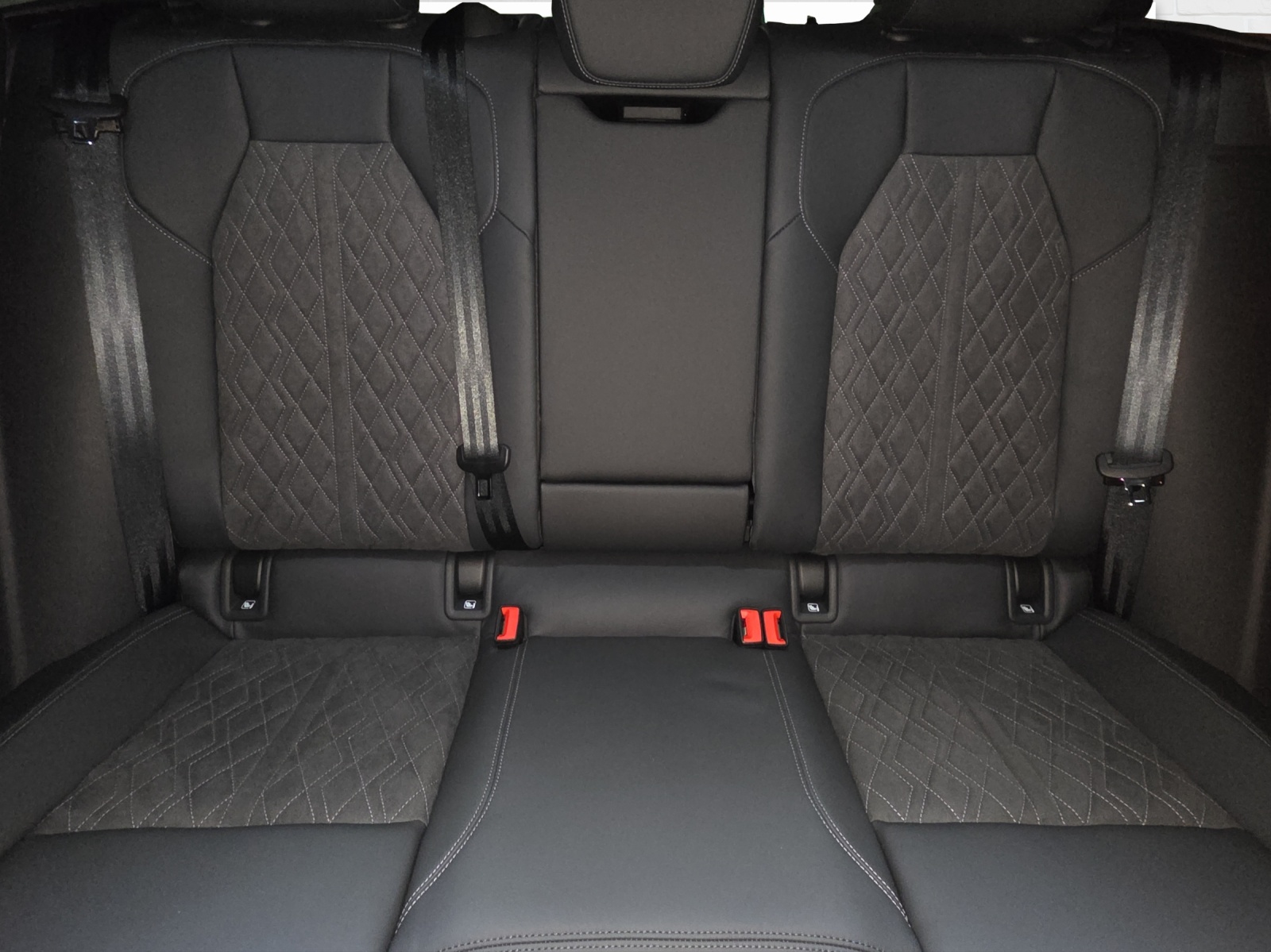 AUDI Q6 e-tron quattro-image-7