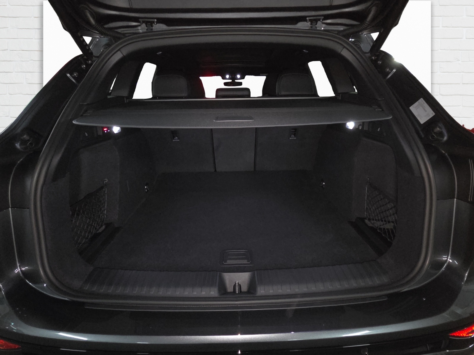 AUDI Q6 e-tron quattro-image-8
