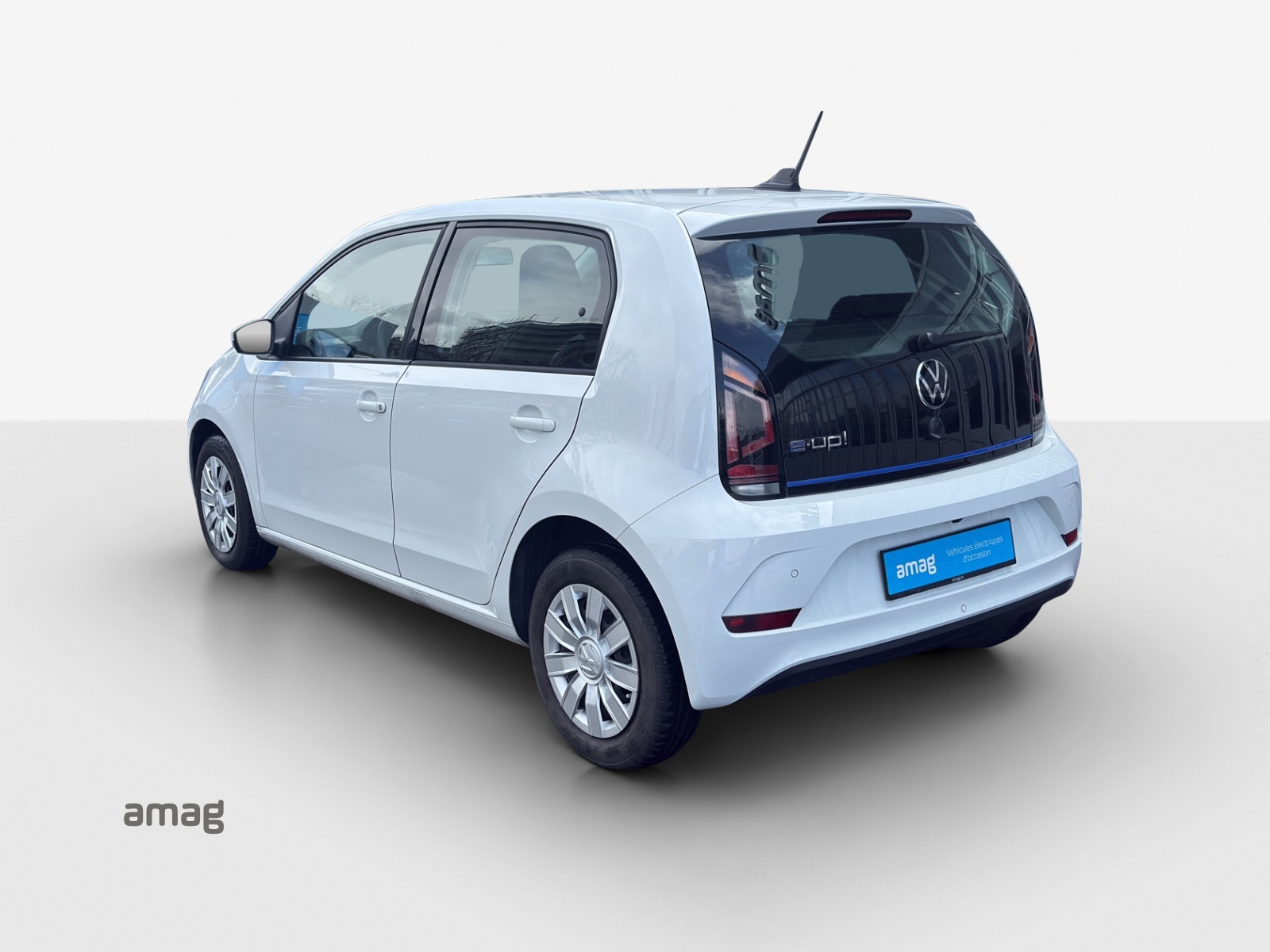 VW e-Up-showroom-element-2