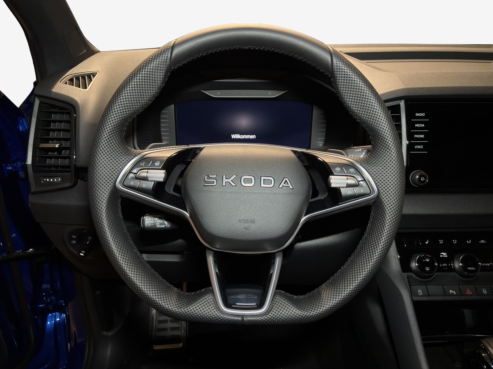 SKODA Karoq 2.0 TSI SportLine 4x4 DSG-image-9