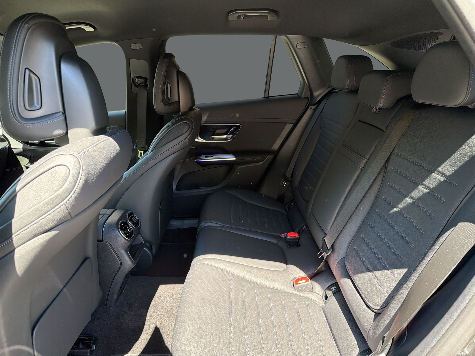 MERCEDES-BENZ GLC 220 d 4Matic 9G-Tronic-image-13