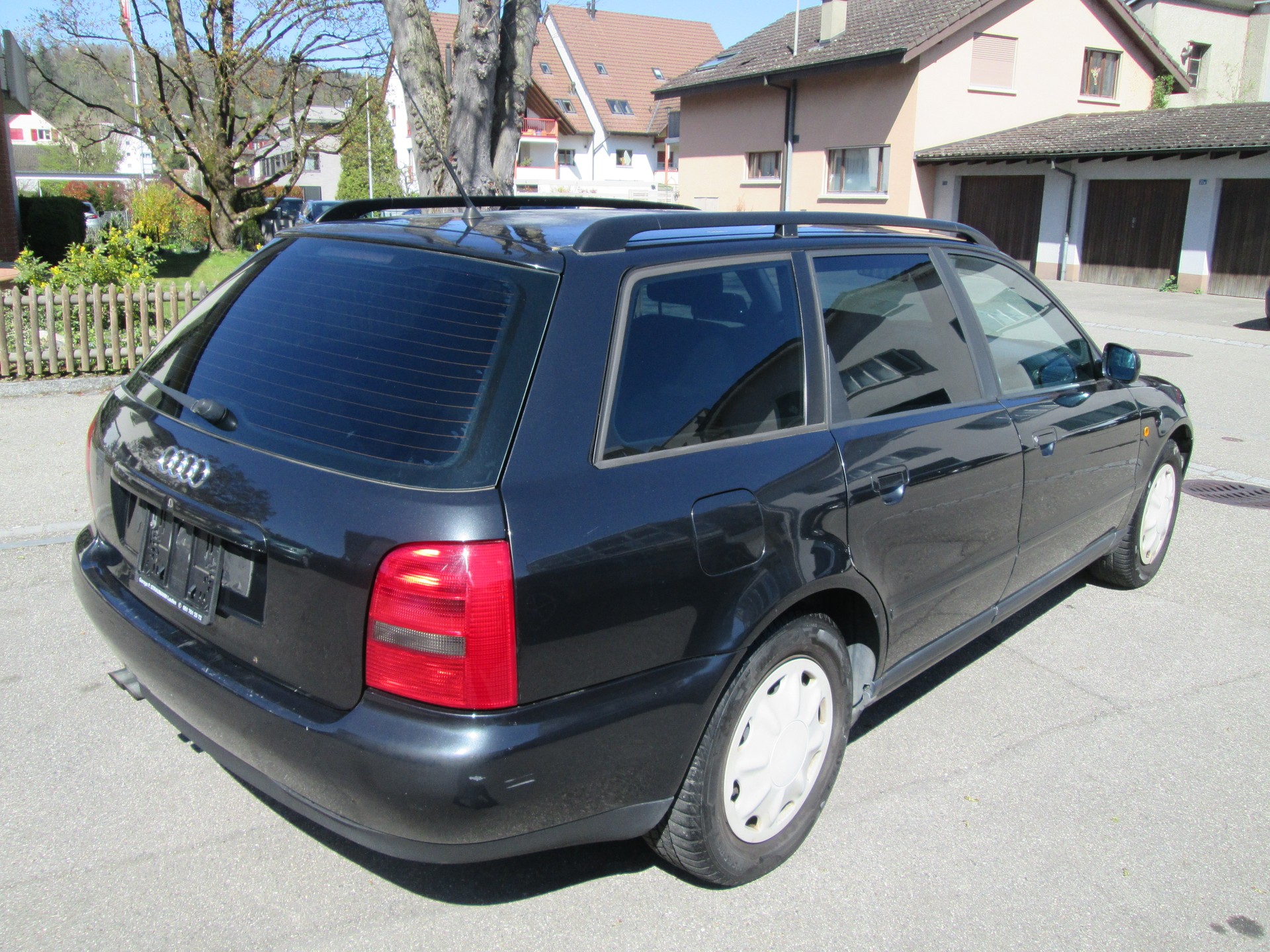 AUDI A4 Avant 1.8 T Advance-image-4