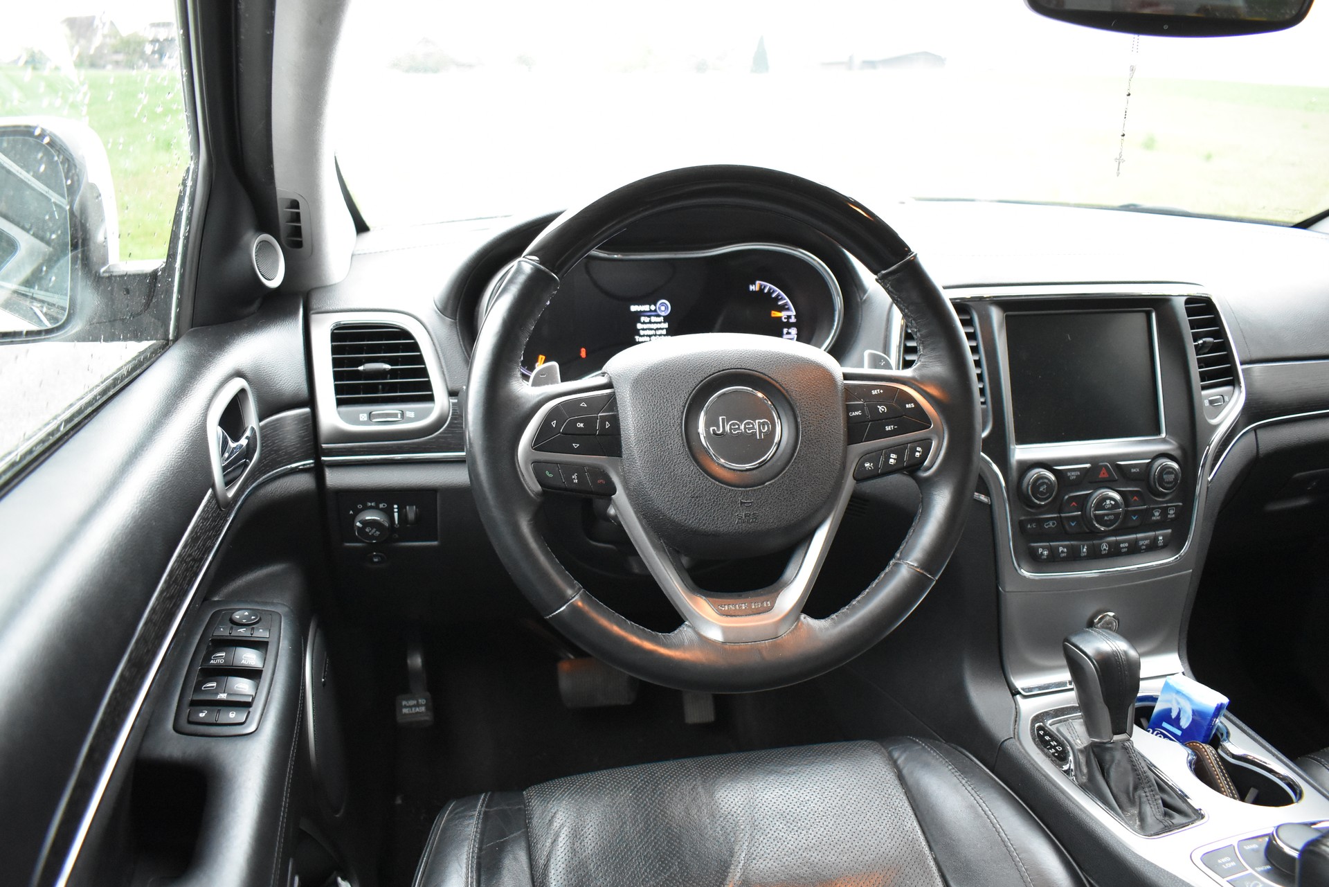 JEEP Grand Cherokee 3.0 CRD Summit Automatic-image-9