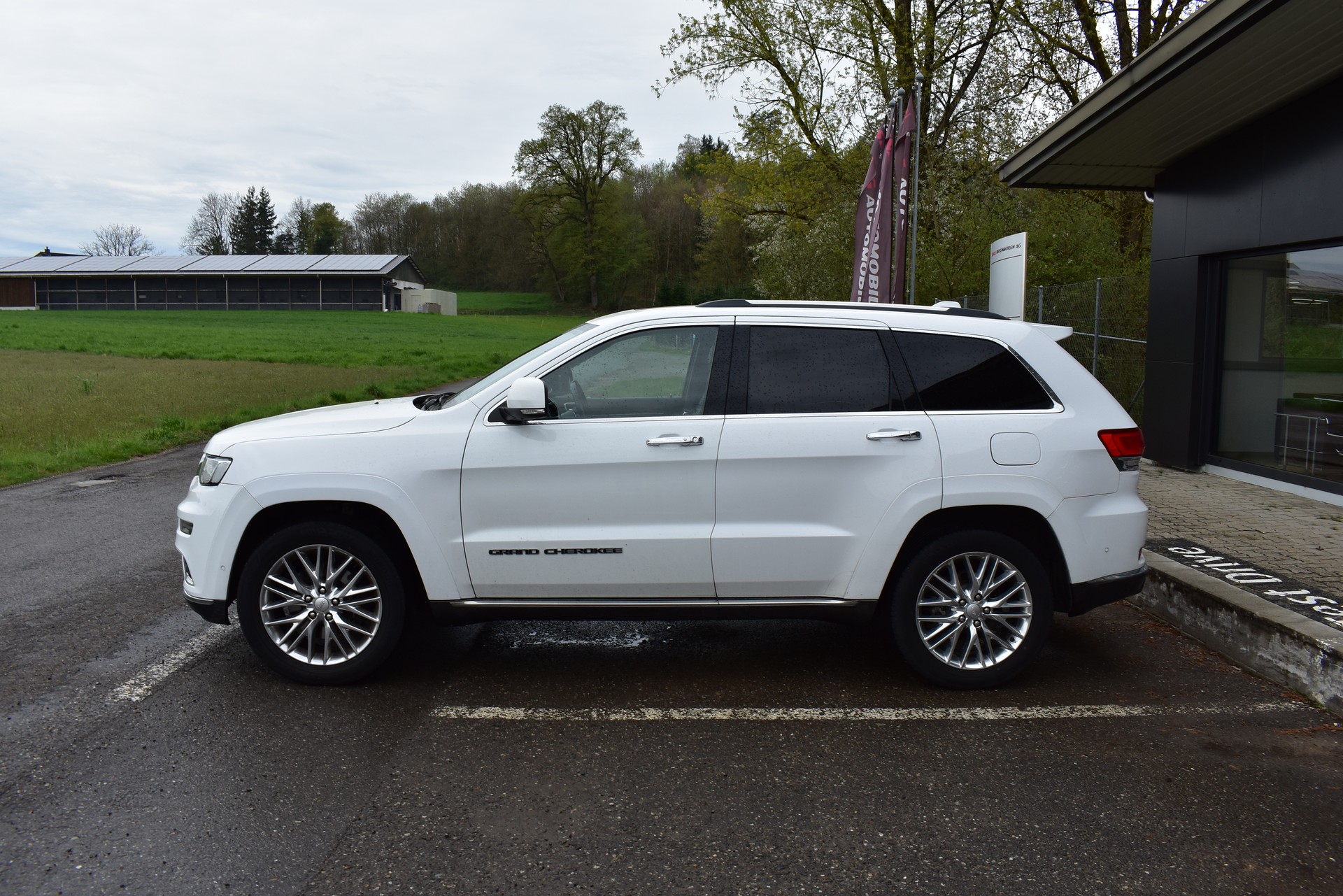 JEEP Grand Cherokee 3.0 CRD Summit Automatic-image-6