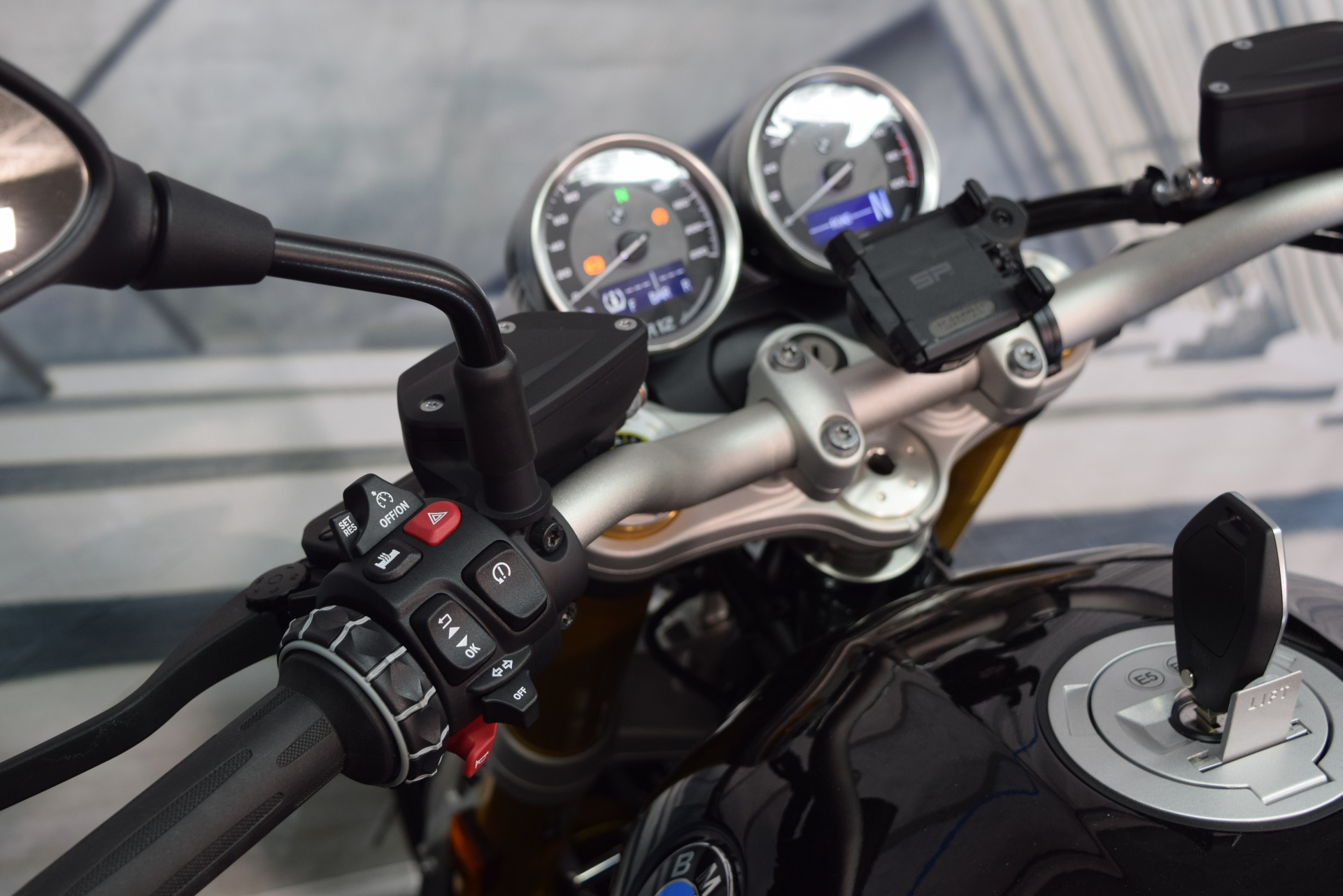 BMW R 12 nineT Vollausstattung- BOXER PRÄMIE-image-6