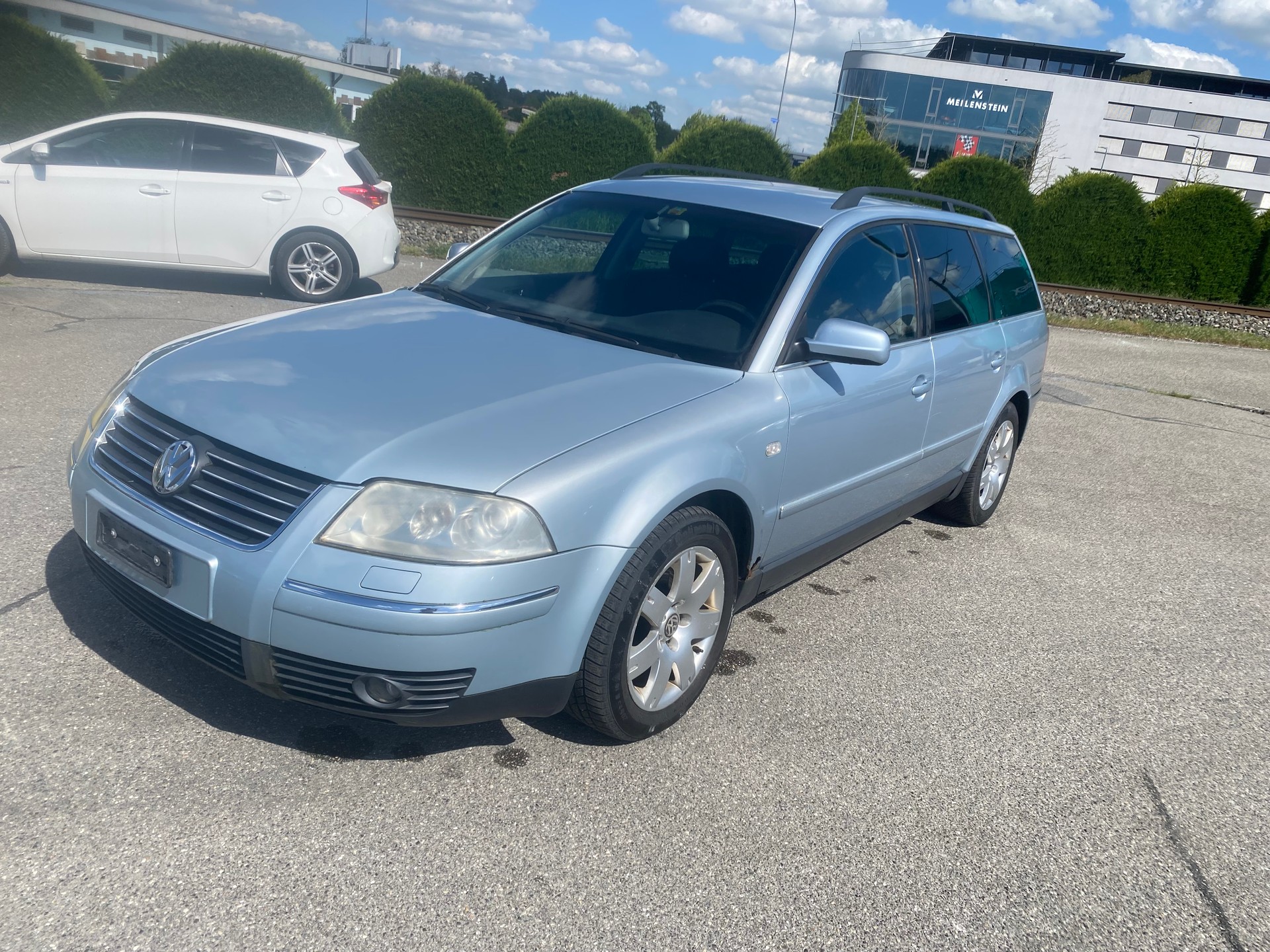 VW Passat Variant 2.8 V6 4Motion Highline-image-2