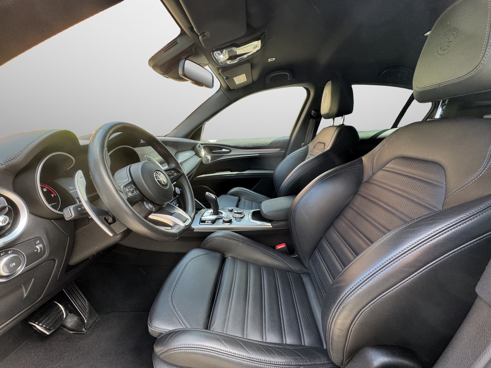 ALFA ROMEO Stelvio 2.0 Q4 280 Veloce-image-4
