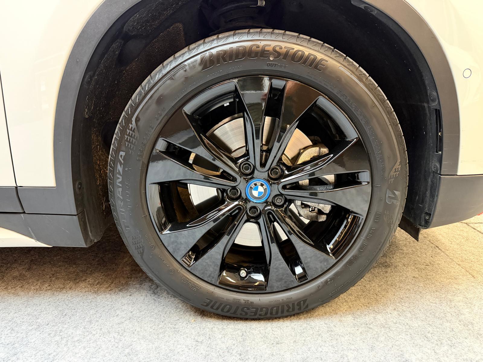 BMW X1 25e xDrive-image-9