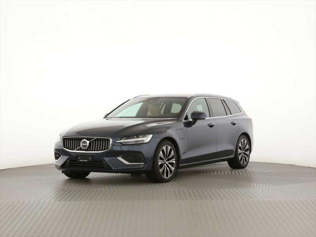 Photo VOLVO V60 V60 T6 eAWD Plug in Hybrid Ultra Bright Geartronic