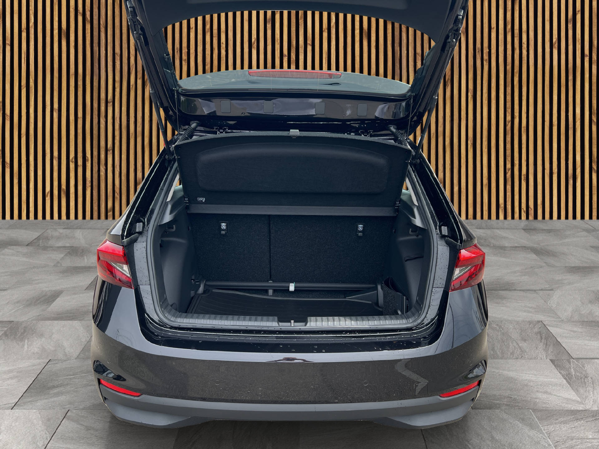 SKODA Fabia 1.0 TSI Selection DSG-image-10