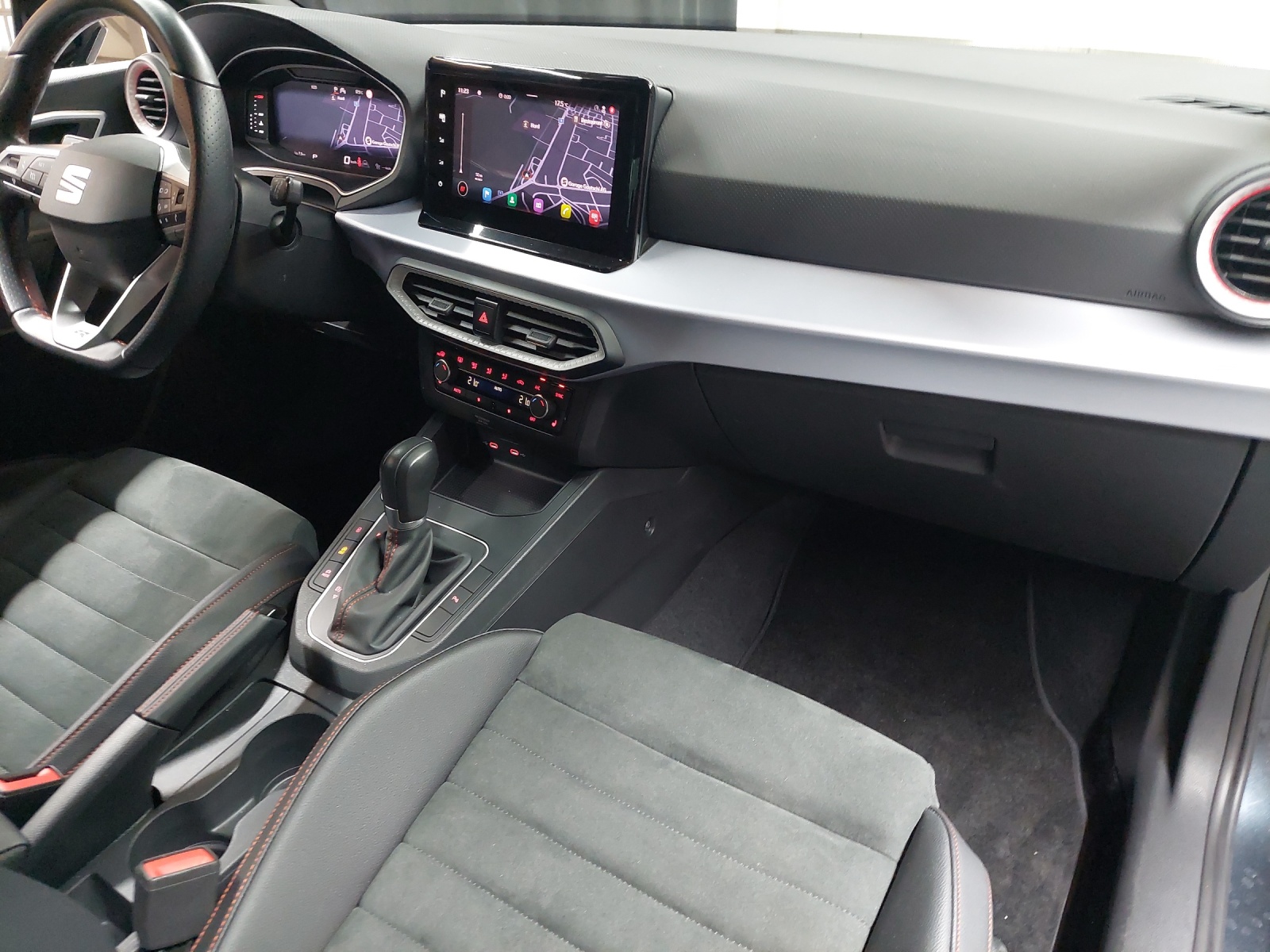 SEAT Ibiza 1.0 EcoTSI FR DSG-image-9