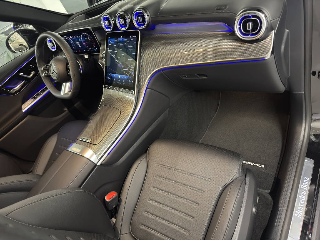 MERCEDES-BENZ GLC 220 d AMG Line 4Matic-image-10