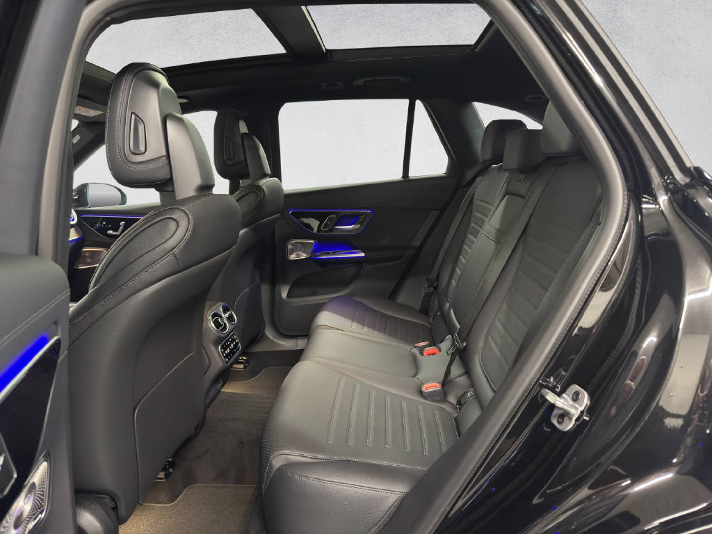 MERCEDES-BENZ GLC 220 d AMG Line 4Matic-image-12
