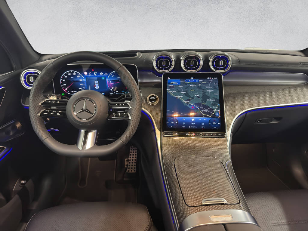 MERCEDES-BENZ GLC 220 d AMG Line 4Matic-image-13