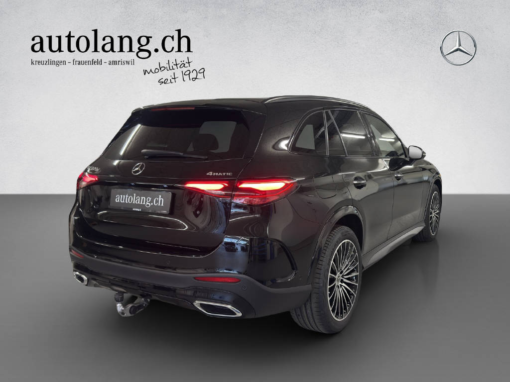 MERCEDES-BENZ GLC 220 d AMG Line 4Matic-image-3