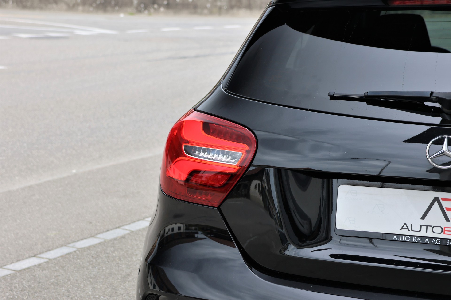MERCEDES-BENZ A 45 AMG 4Matic Speedshift 7G-DCT (CH)-image-5