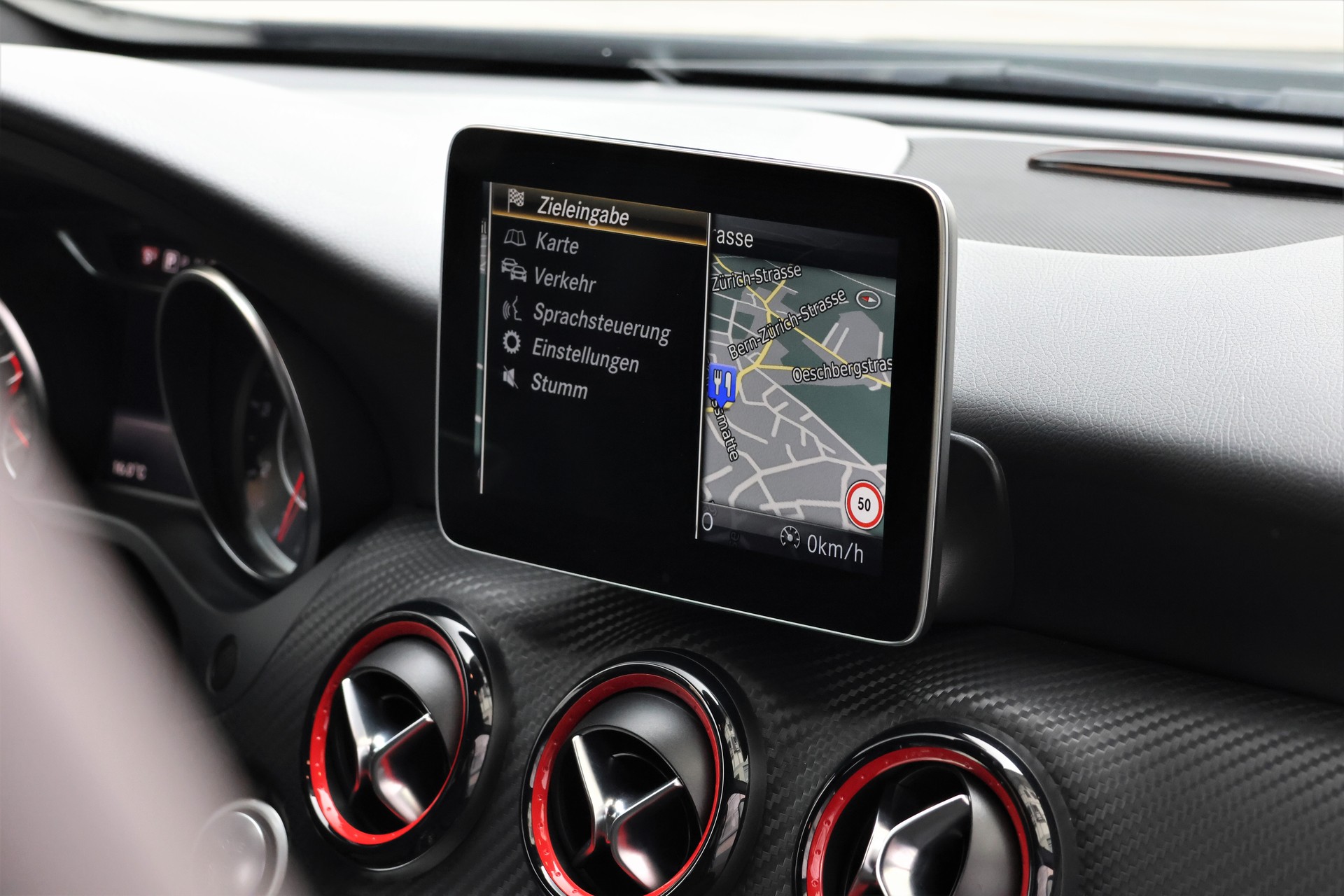 MERCEDES-BENZ A 45 AMG 4Matic Speedshift 7G-DCT (CH)-image-18