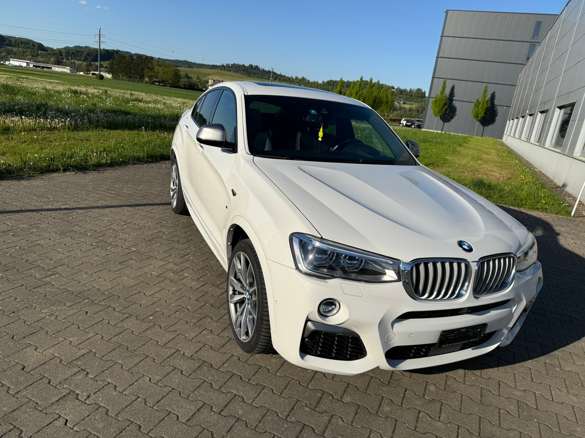 BMW X4 M 40i-image-2