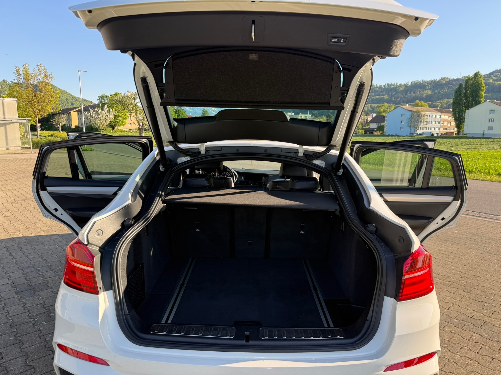 BMW X4 M 40i-image-10