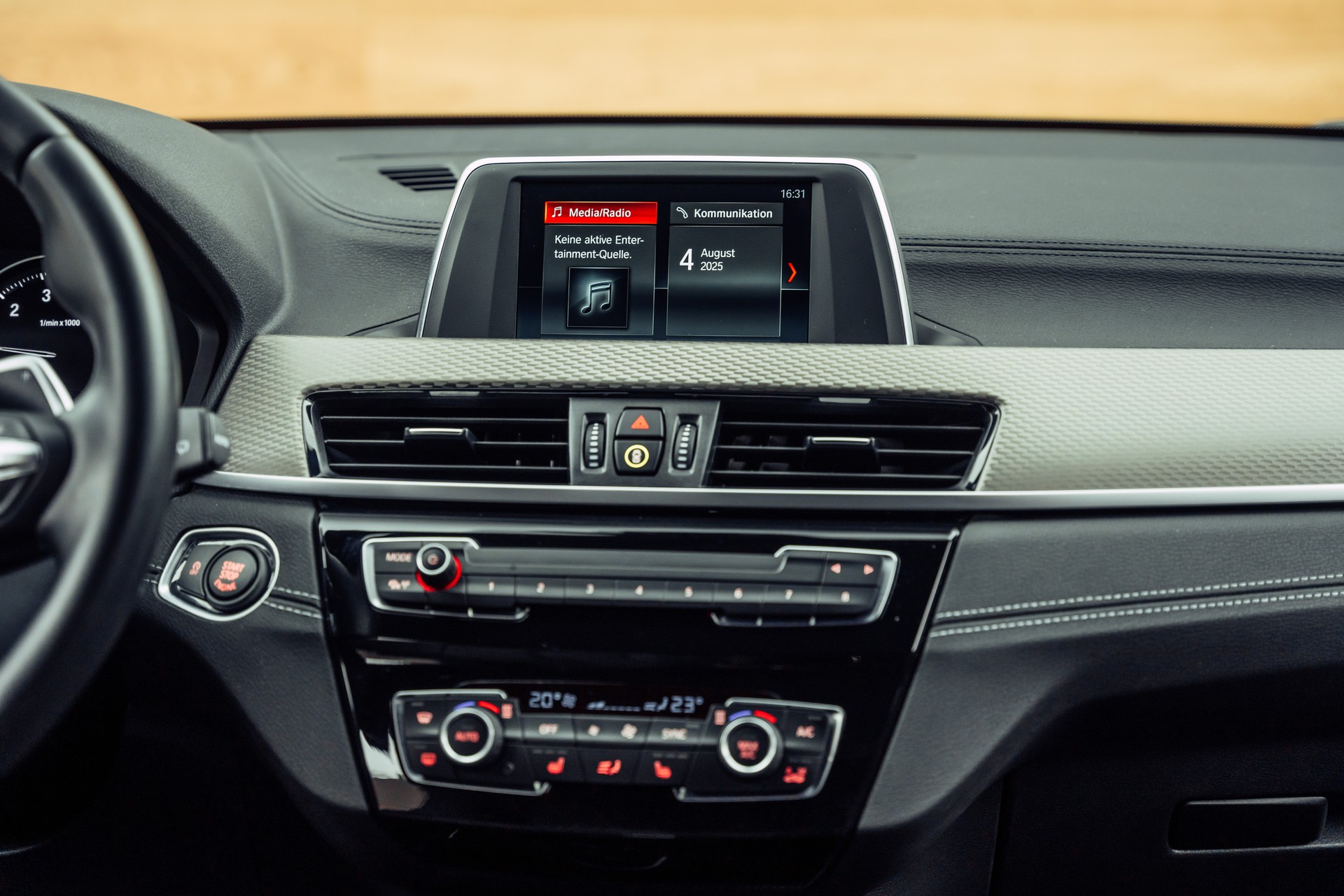 BMW X2 M35i Steptronic-image-11