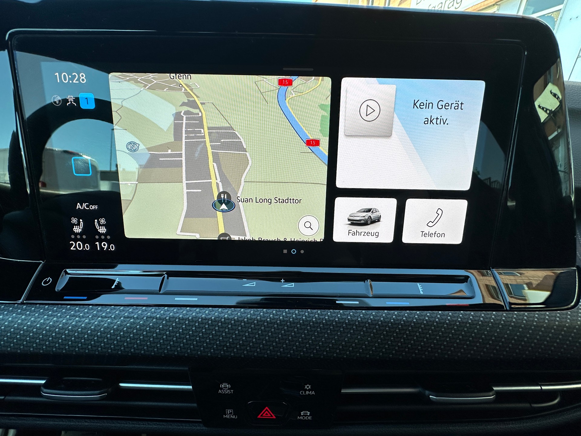 VW Golf 2.0 TSI R DSG 4Motion-image-13